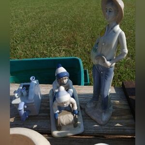 Mini statues, shoe stretchers, cute "sayings" plates, Scarecrow Figurines